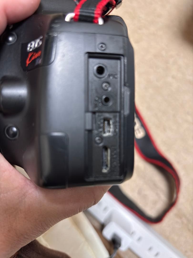 m*様 Canon デジタル一眼レフEOS Kiss x4 EF-S 18-55