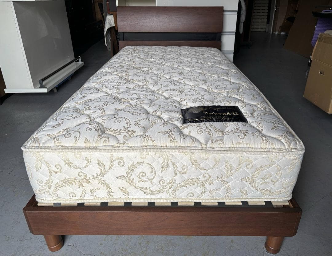 最高級 関家具＆KingsDown シングルベッド、幅98cm Used/キレイ