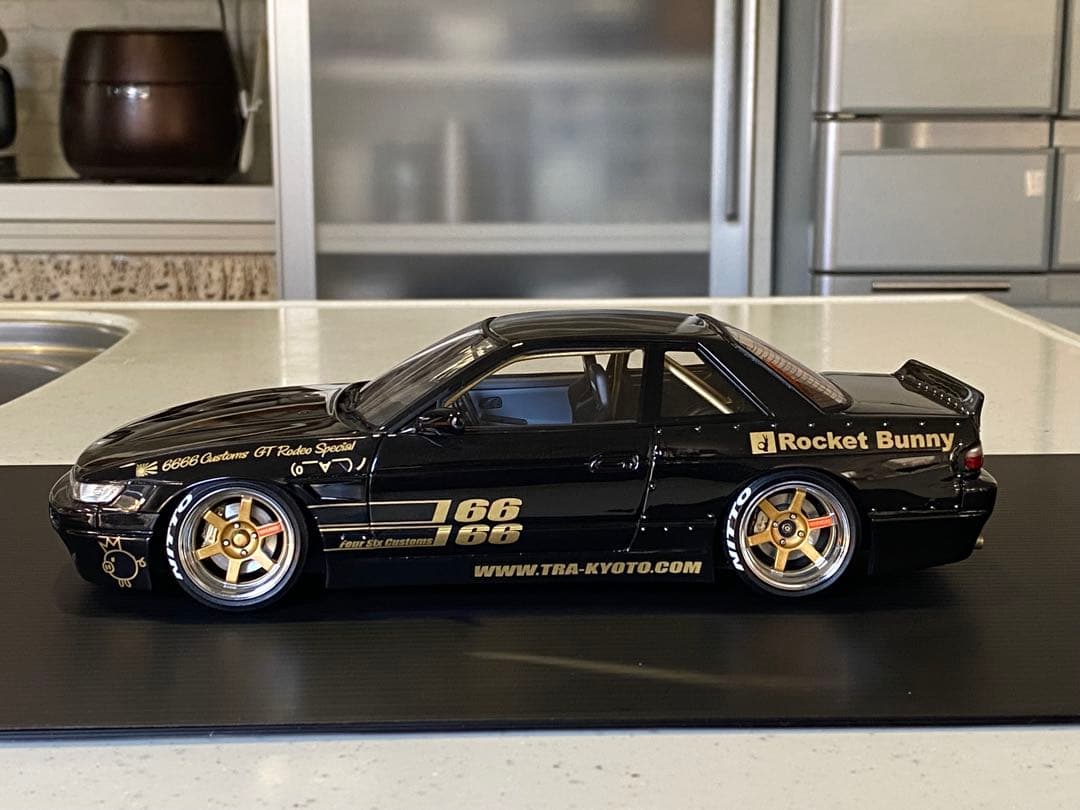 ロケットバニー　S13 シルビア　　1/18 イグニッションモデル