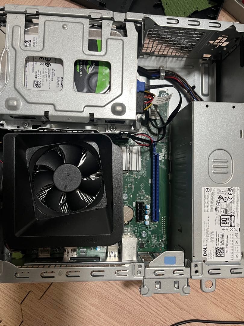 Dell Vostro 3710 デスクトップPC