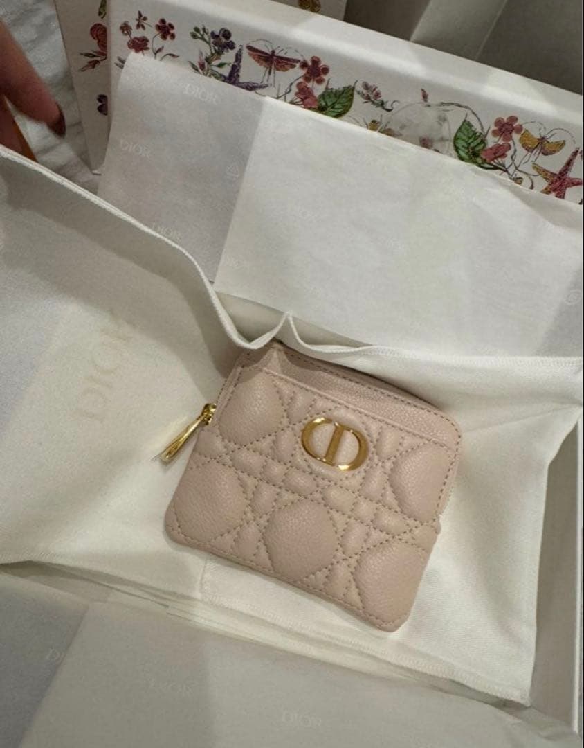 dior ケース