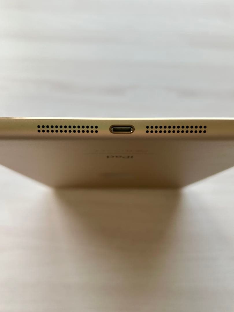 【美品】iPad mini Wi-Fi 128GB gold