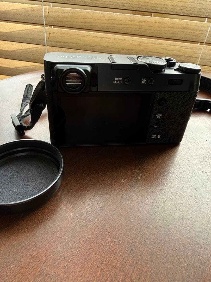 最終値下げ超美品Fujifilm X100VIコンパクトデジタルカメラ 箱無し