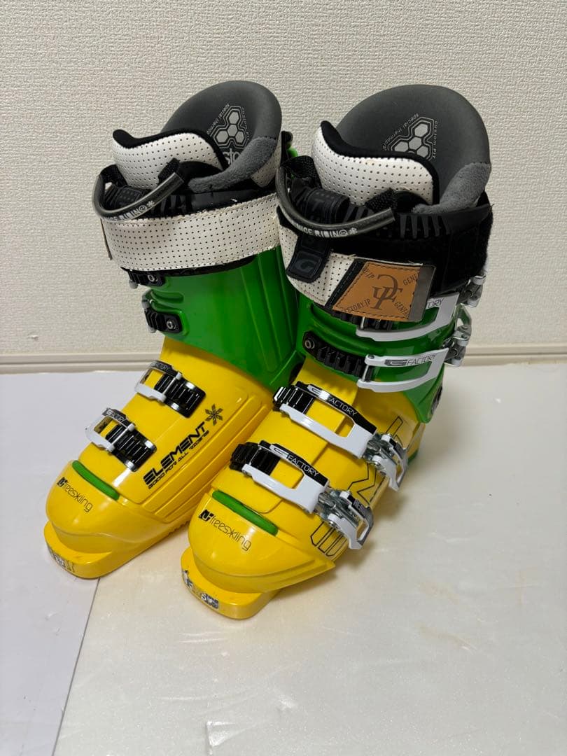 最終値下げ　GEN エレメント　レース　ブーツ　25.5センチ