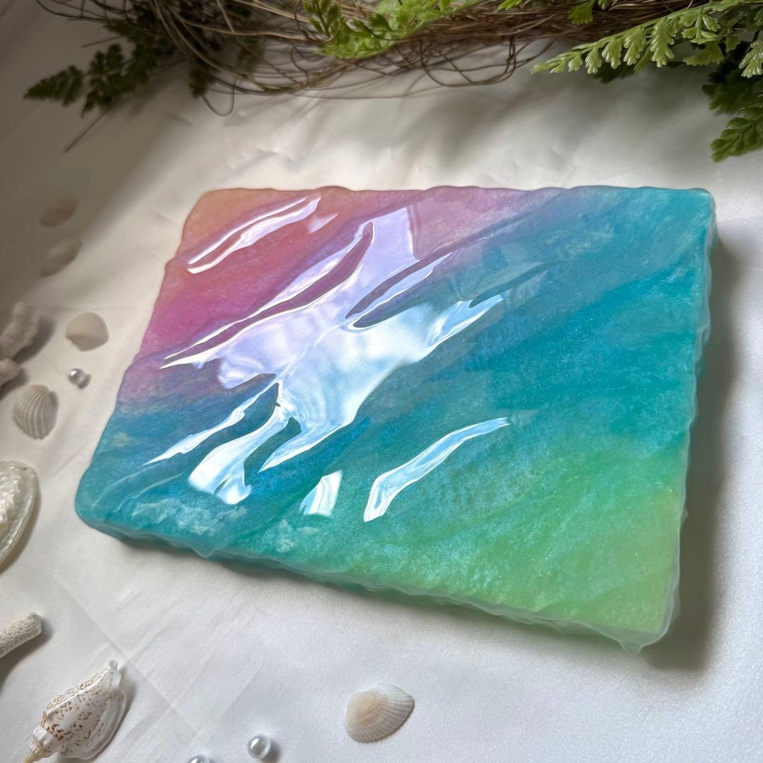 レジンアート　虹×波。　海アート　オーシャンアート　インテリアパネル