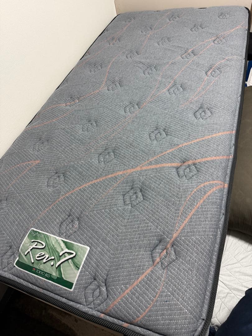 【極美品】東京ベッド Rev7 ハイエスト マットレス シングル