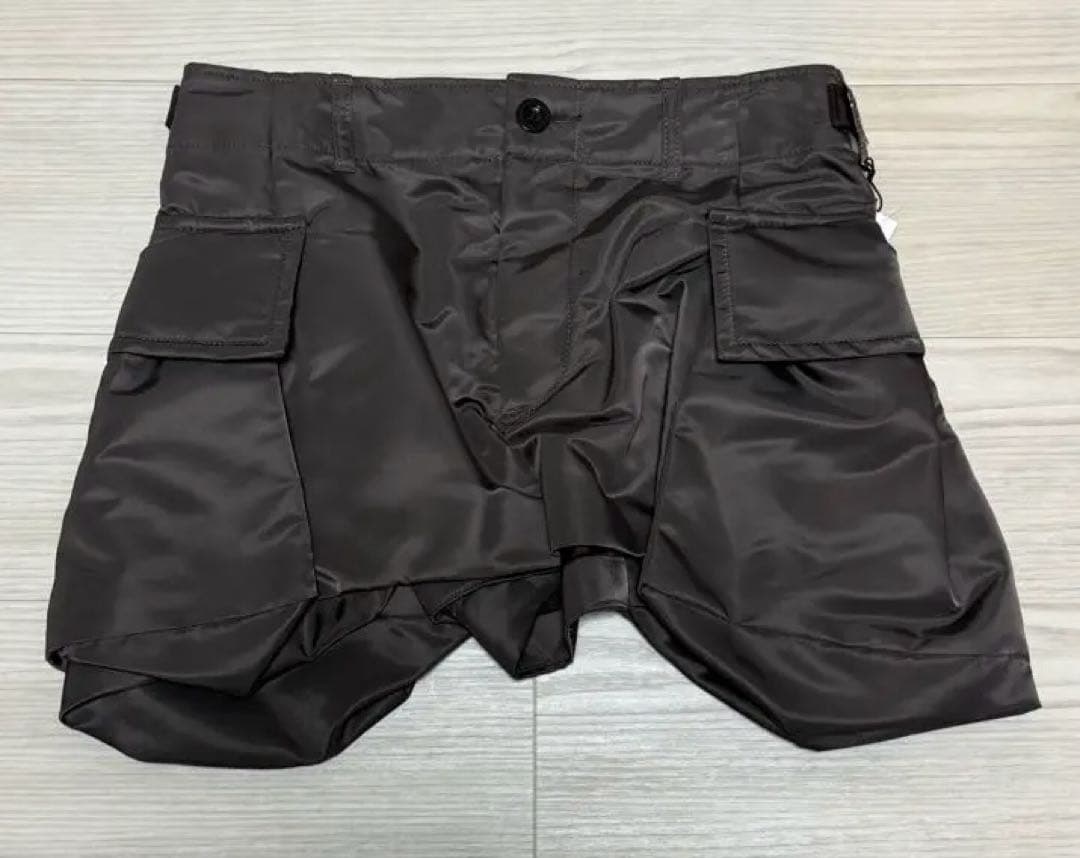テ*ー様 Sacai 25aw ナイロンツイル カーゴショーツ