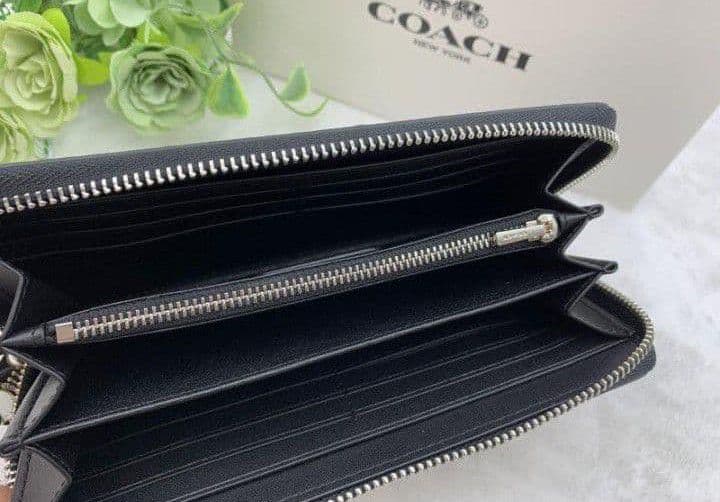 新品未使用コーチ長財布シグネチャーロングジップブラウンレディース送料無料即日発送