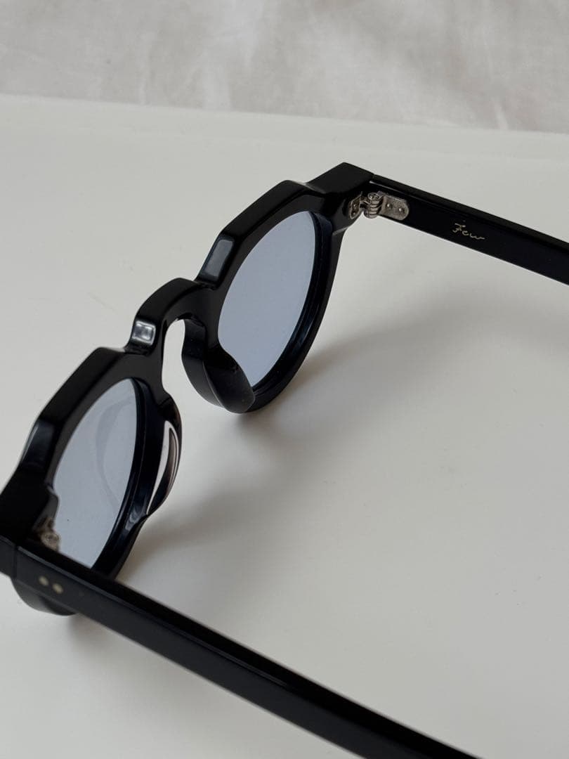 few ブラック サングラス ケース付き ブルーレンズ