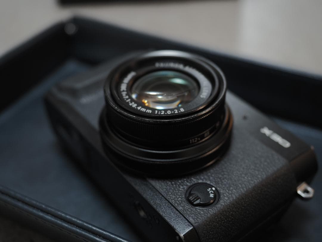 FUJIFILM フジフィルム X30
