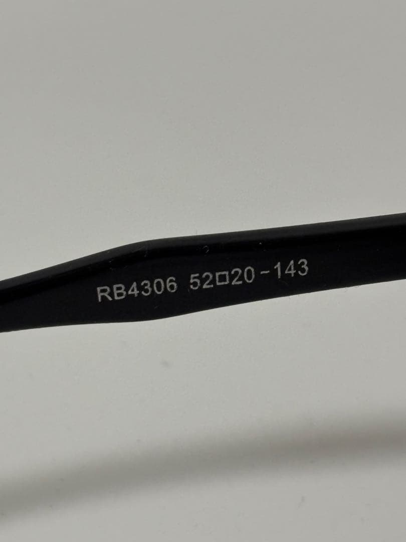 極美品◼︎Ray-Ban レイバン RB4306 パープルレンズ ブラックラウンド