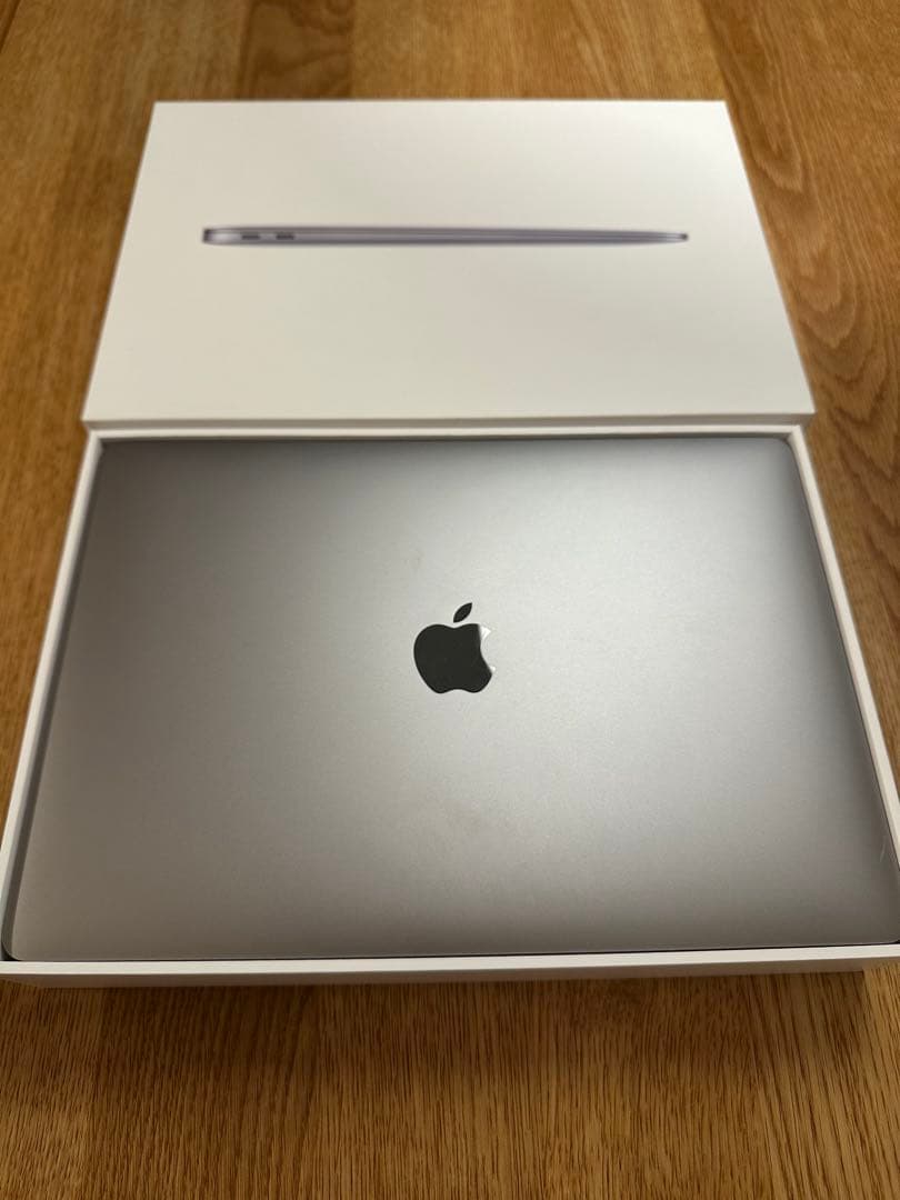 MacBook Air 13インチ M1 2020 8GB/512GB