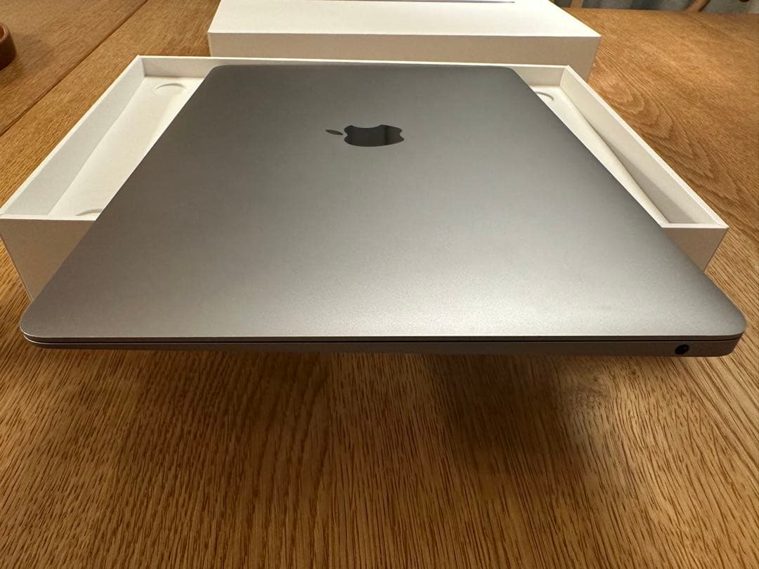 MacBook Air 13インチ M1 2020 8GB/512GB