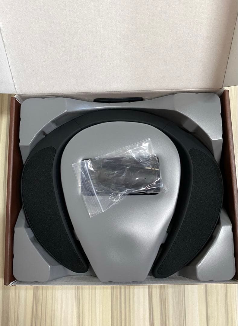 ほぼ未使用　ネックスピーカー　BY21-AUS 0101