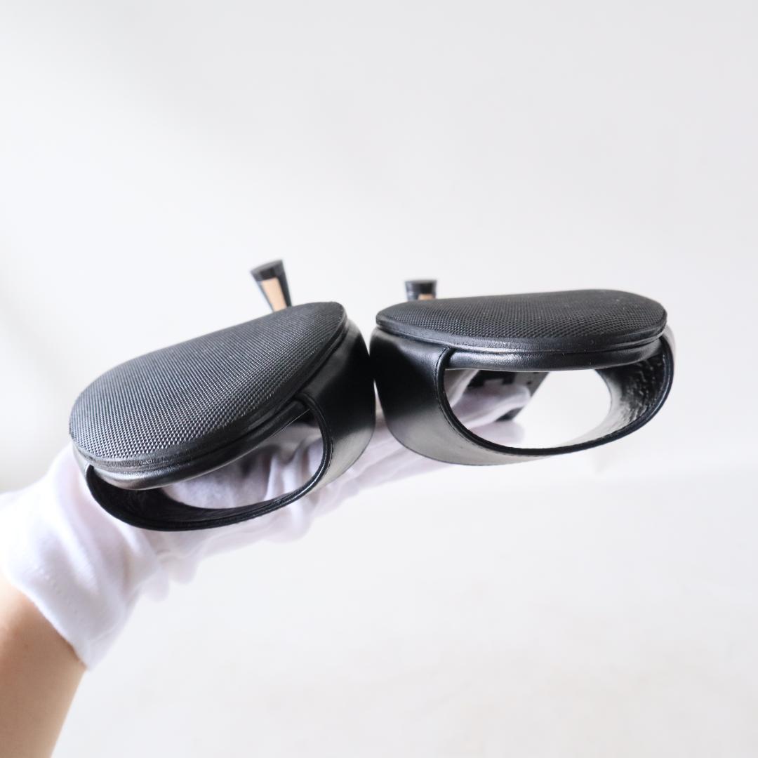 最終価格⭐︎未使用マノロブラニク　レザーミュールJADA 37.5/24.5cm