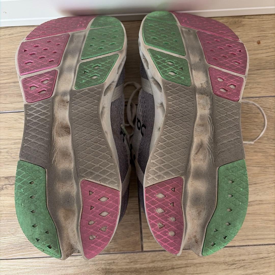 スパイク・シューズ On Cloudsurfer2 25.5cm