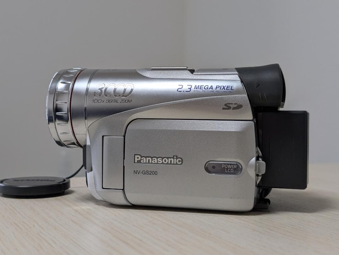 Panasonic NV-GS200 miniDVビデオカメラ