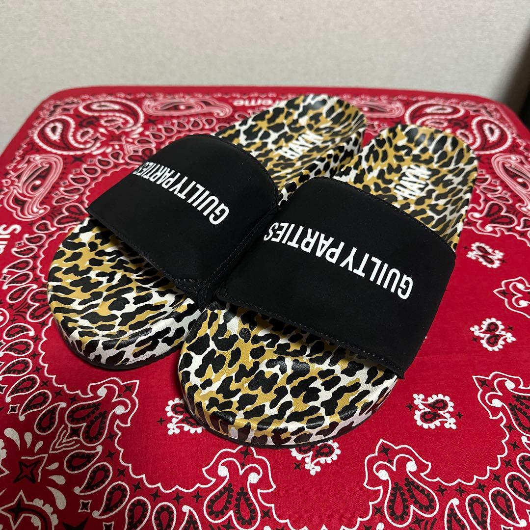 ワコマリア　サンダル