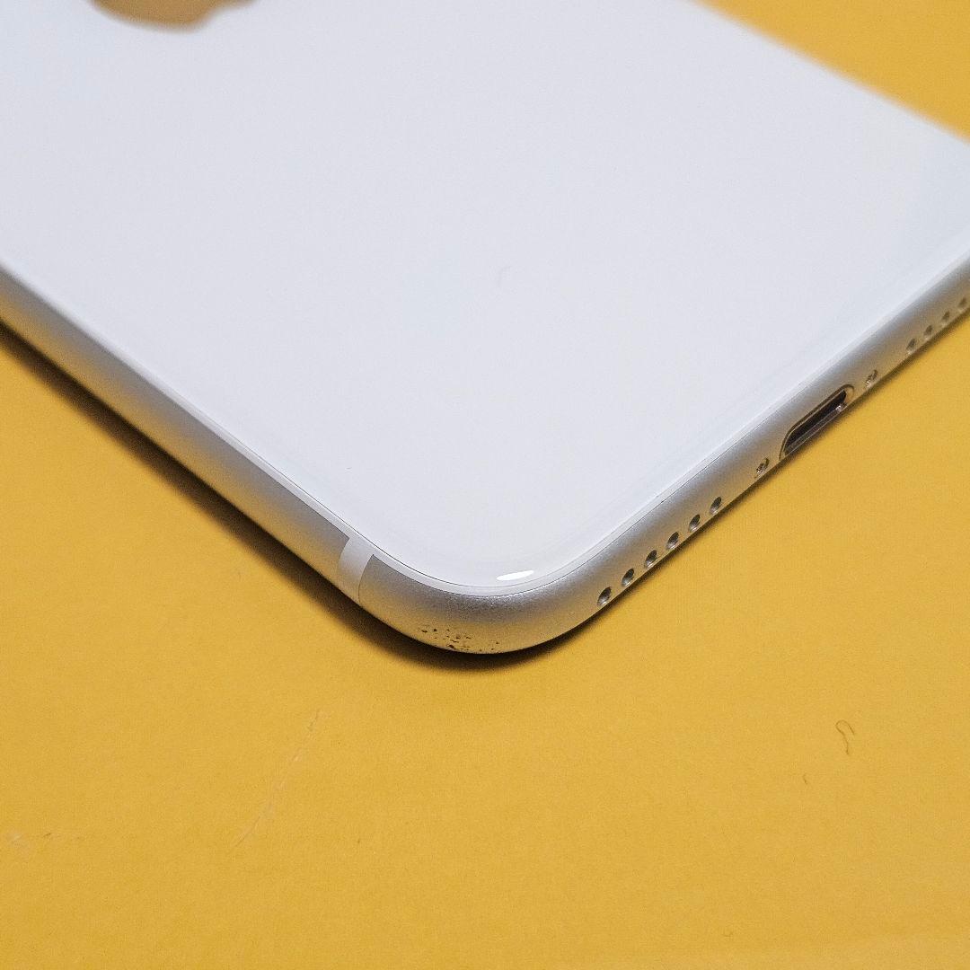 iPhone SE2 64GB｜24時間以内発送#704