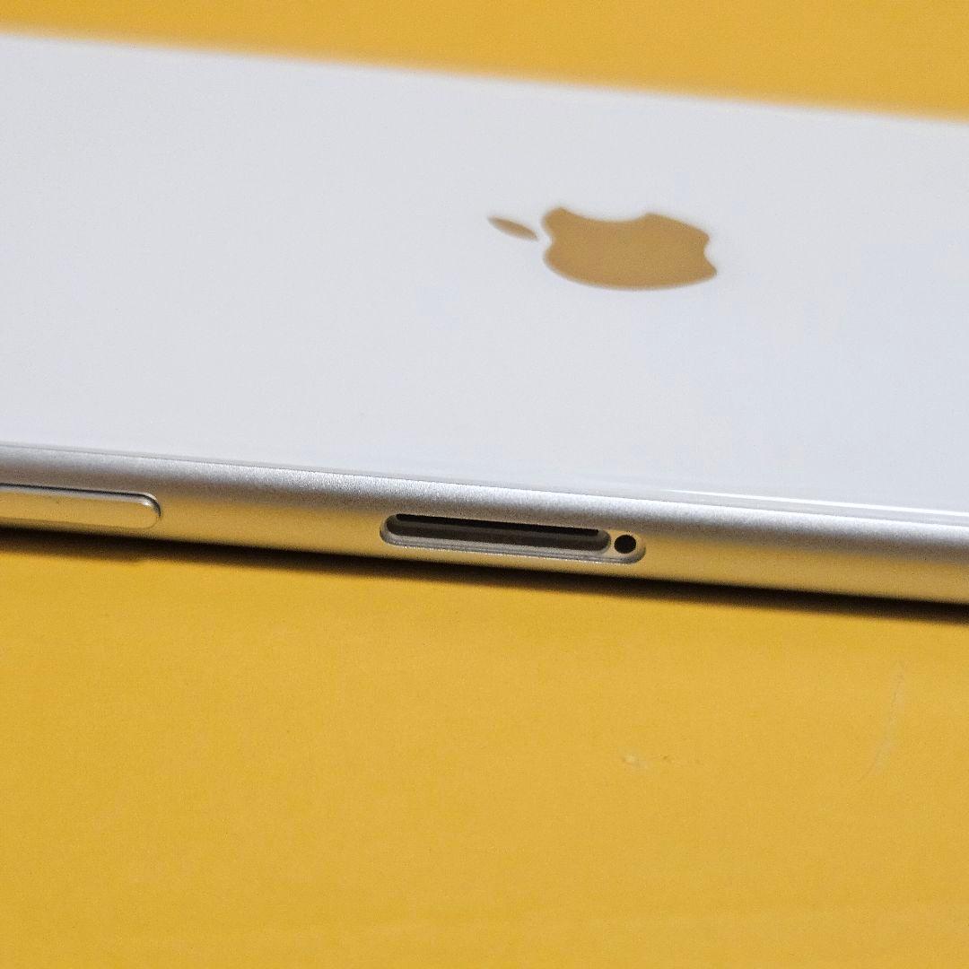 iPhone SE2 64GB｜24時間以内発送#704