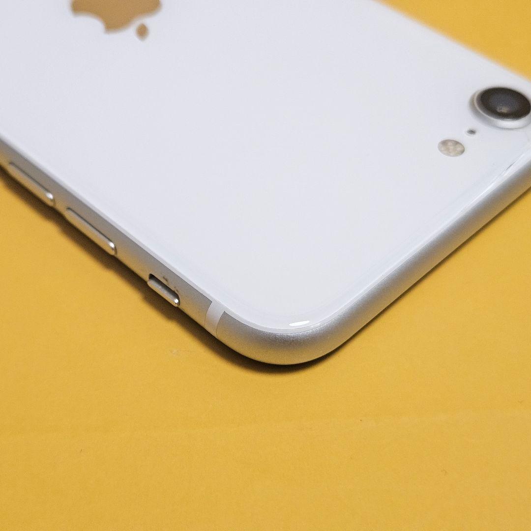 iPhone SE2 64GB｜24時間以内発送#704