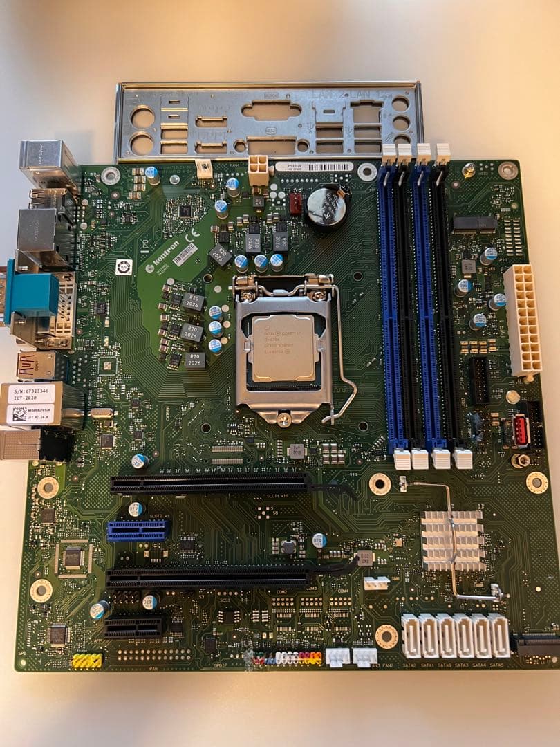 【エコメルカリ便】【グリスカＧＴＴ】kontron i7 8700