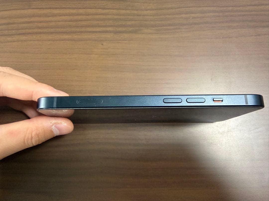 iPhone 13 128GB ミッドナイト 88%