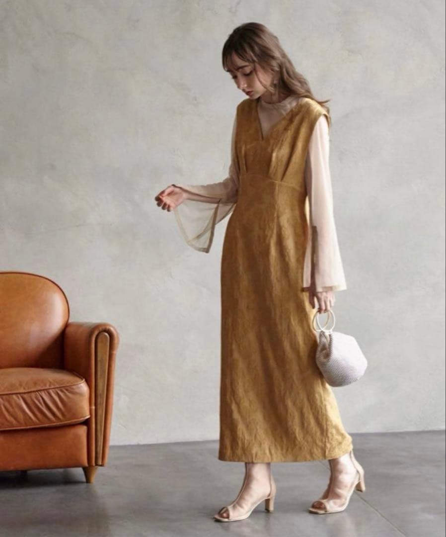 AIMER チュールブラウス付Vネックジャカードタイトパーティードレス