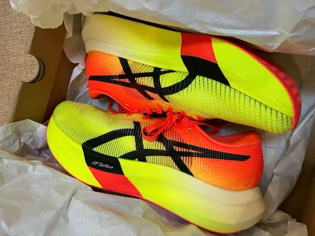 新品 アシックス メタスピード スカイ パリ 26.0cm イエロー