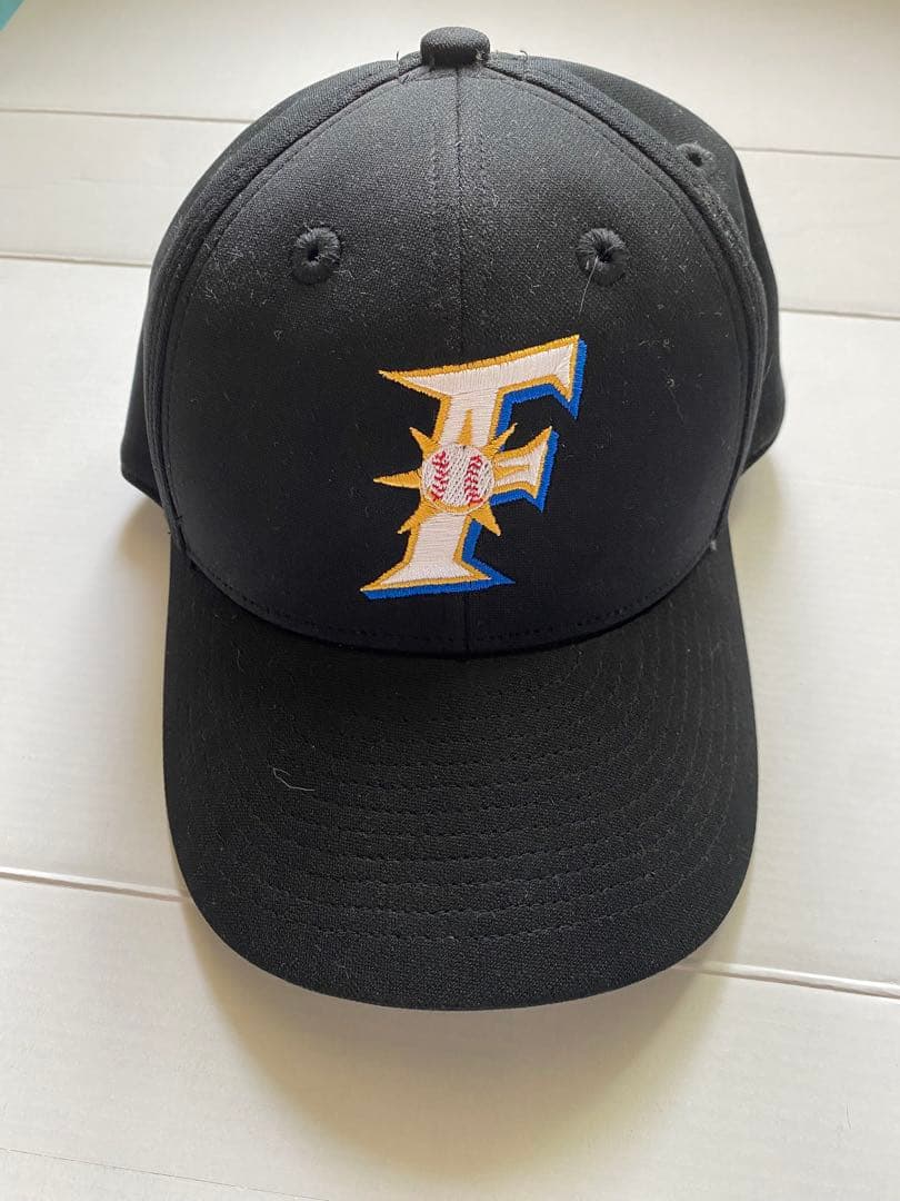 北海道日本ハムファイターズ　キャップ