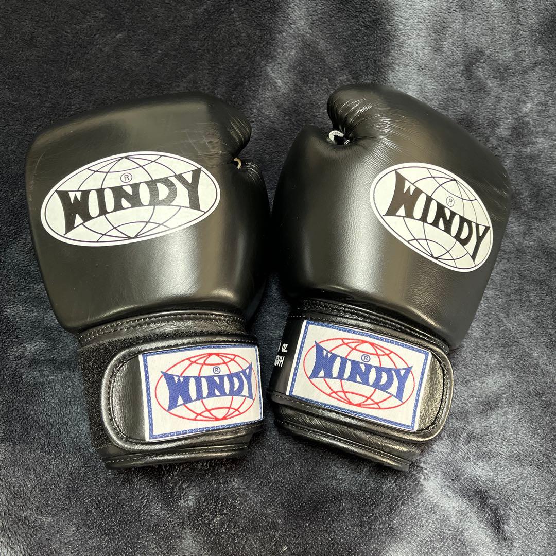 美品　WINDY ウインディ　ボクシンググローブ　10オンス　ブラック