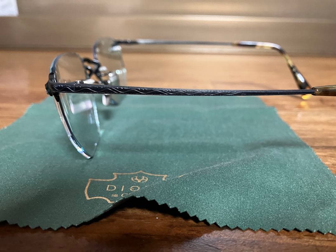 DIGNAリムレス サングラス シルバー