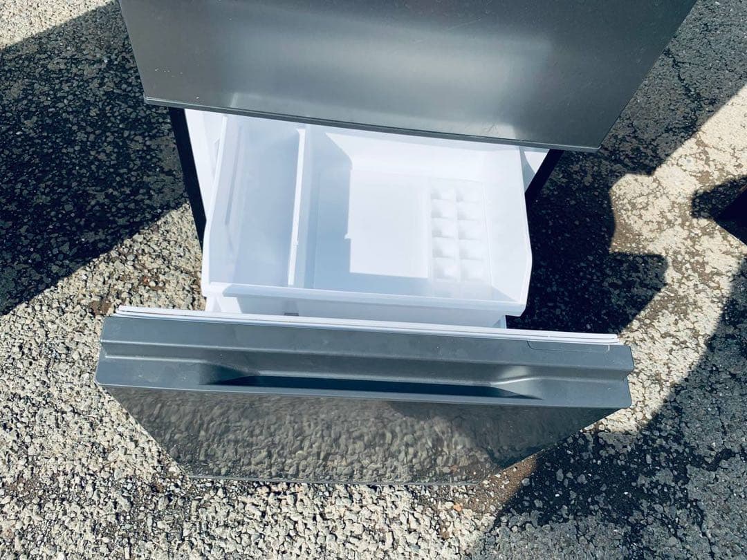 送料設置無料　AQUA ノンフロン冷凍冷蔵庫 AQR-14N