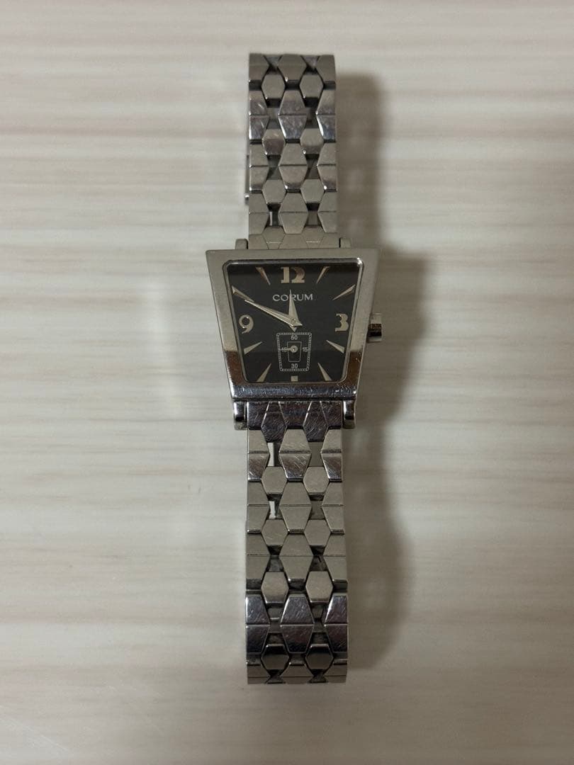 【年末年始割引】CORUM 105.404.20 腕時計