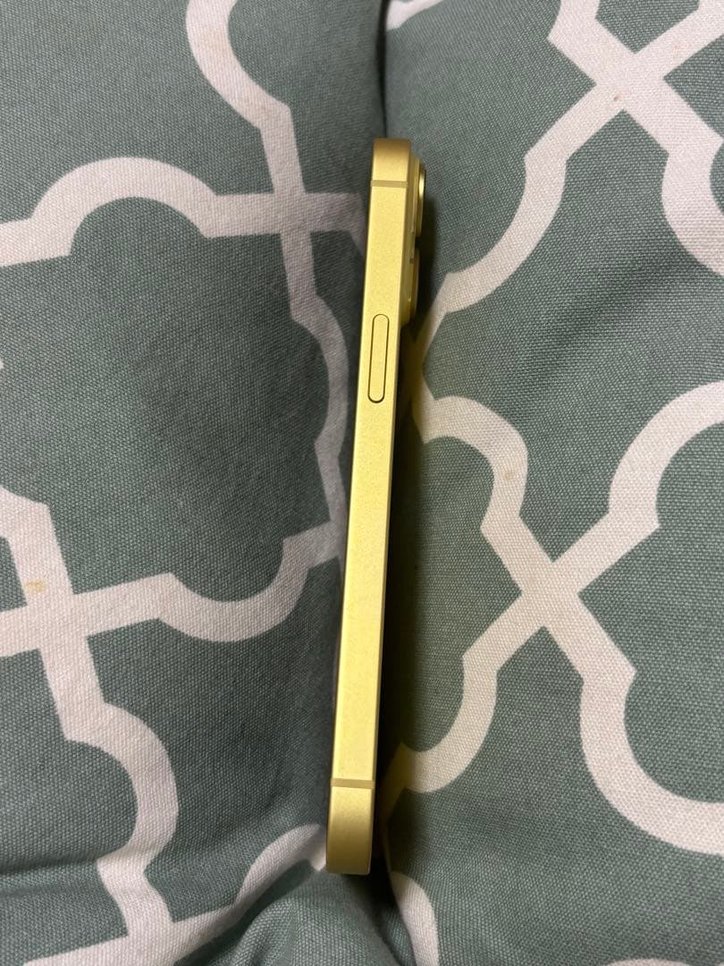 n*o様 Apple iPhone14 256GB 本体 イエロー ジャンク S