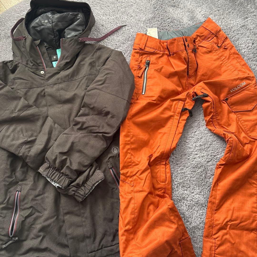 Volcom スノーボード　ウェア　上下