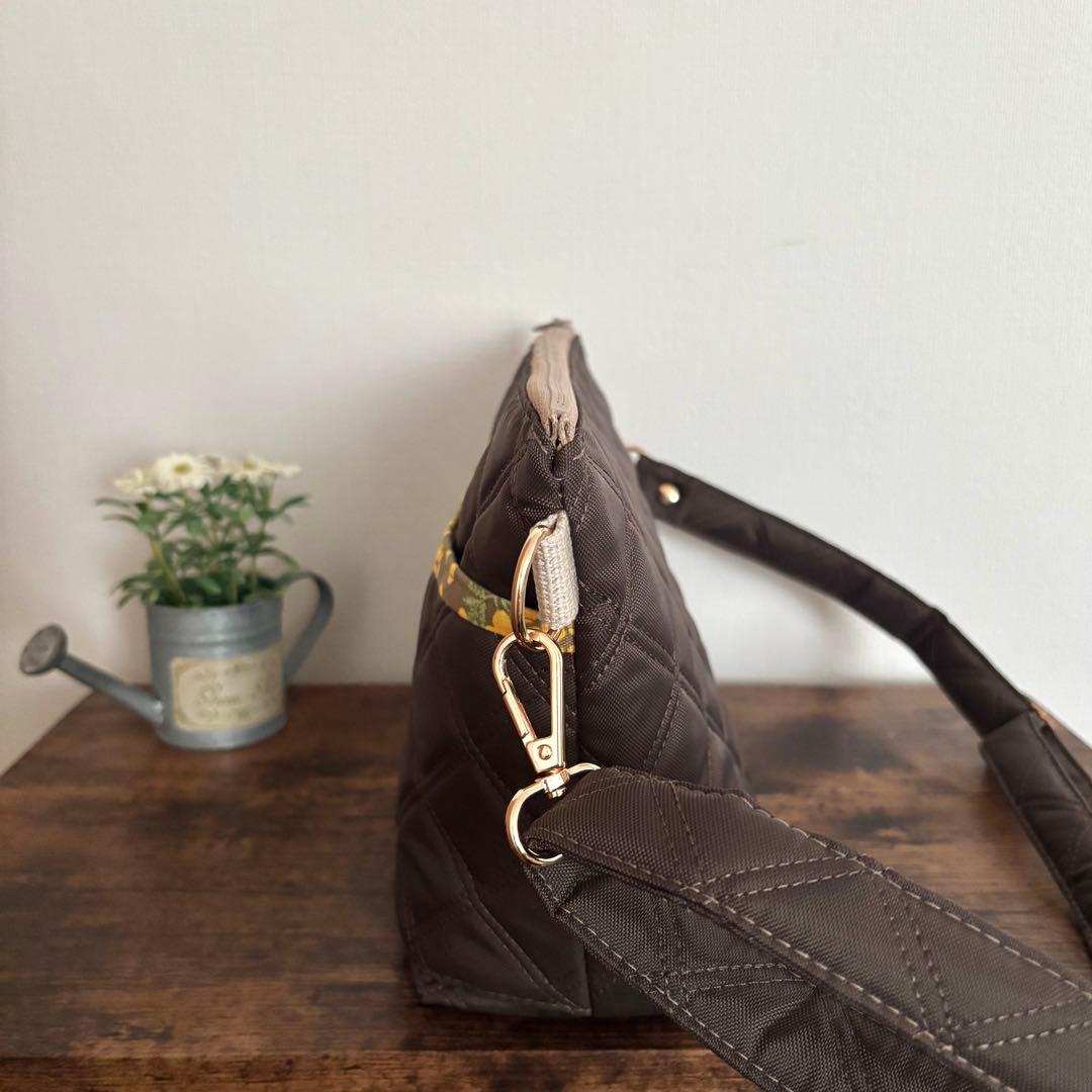 【ゆうママ】30cmファスナーショルダーバッグ　ナイロンオックスキルト