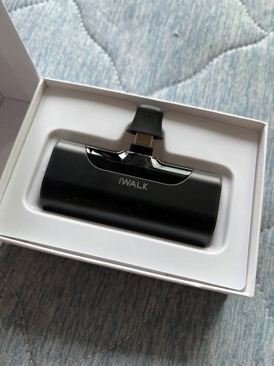 I walk 超小型モバイルバッテリー