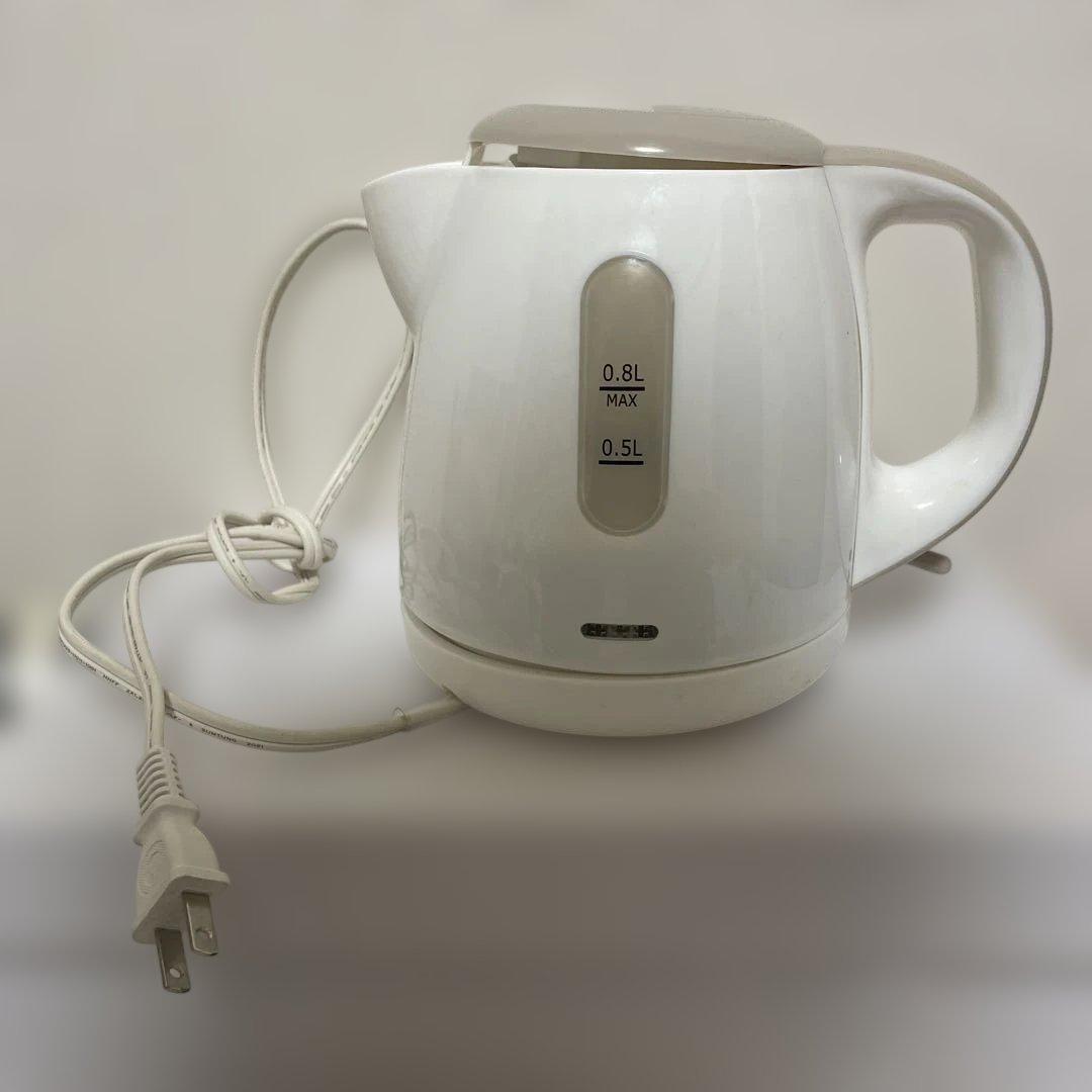 ホワイト電気ケトル 0.8L