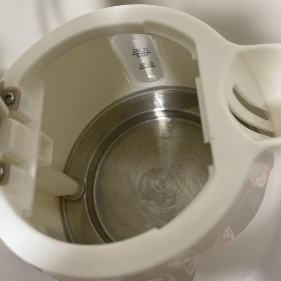 ホワイト電気ケトル 0.8L