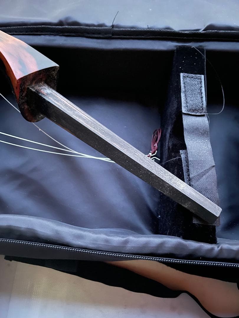 高級 沖縄三線 スンチー塗り 弦楽器 和楽器 民族楽器 ヘビ革 天然革