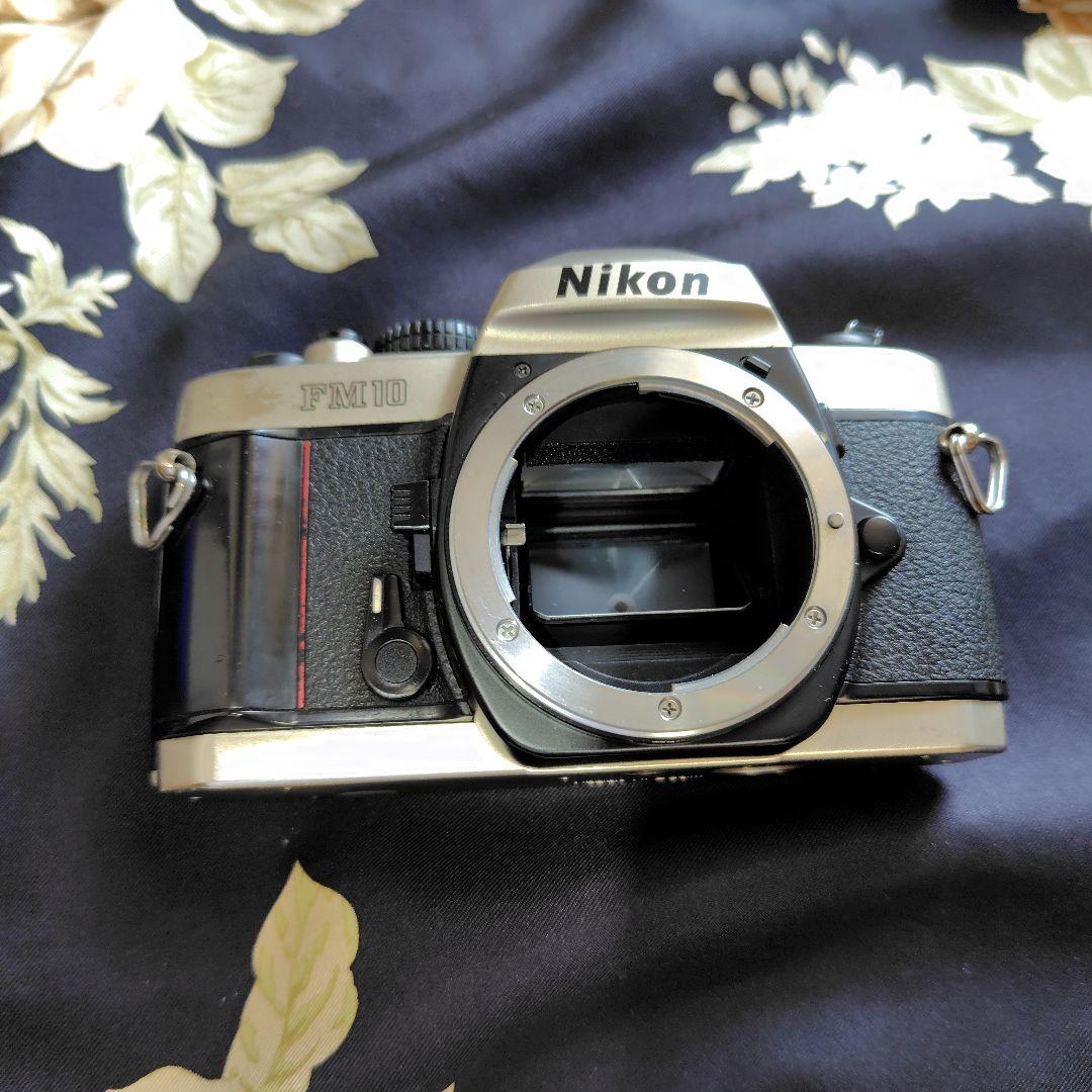 BODY価格でレンズ0円お買得ニコンFM10＆35-70ズームレンズ付 完動良品
