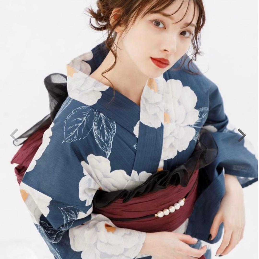 Dita 浴衣　涼風の藍紺牡丹