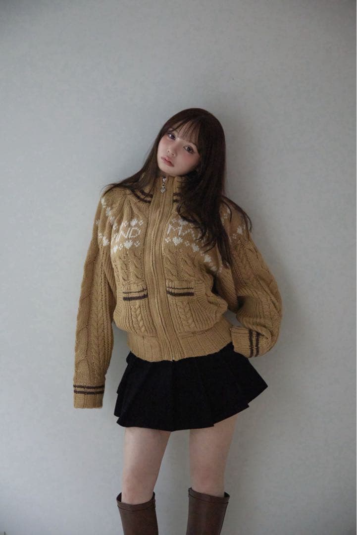 アンドマリー　Amanda pleats skirt