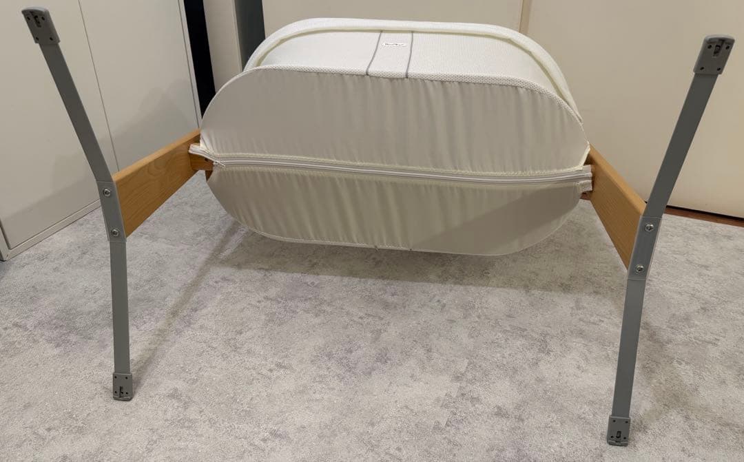 【美品】ベビービョルン クレードルハーモニー　ベビーベッド