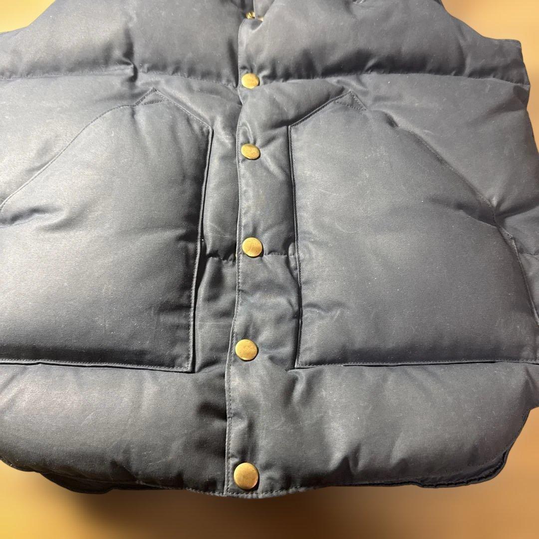 h*0様 ロッキーマウンテン　フェザーベッド レザーヨークダウンベスト ムートン