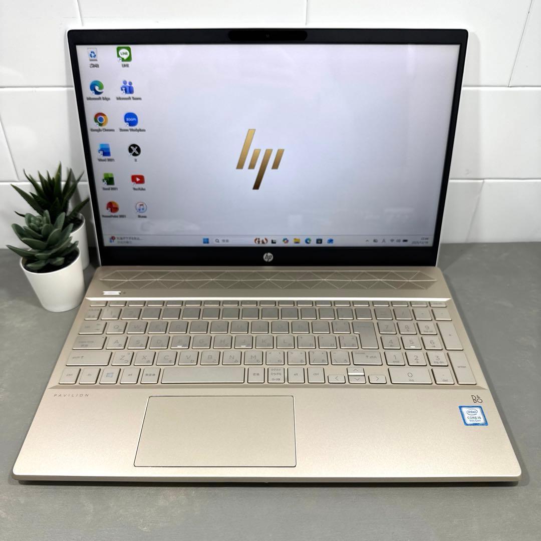 【希少】HPセラミックホワイト☘8世代i5☘NVMe256+HDD1TB☘️