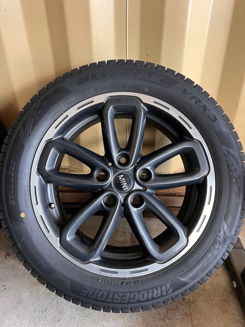 ミニクロスオーバーR60スタッドレスホイールセット ブリヂストン