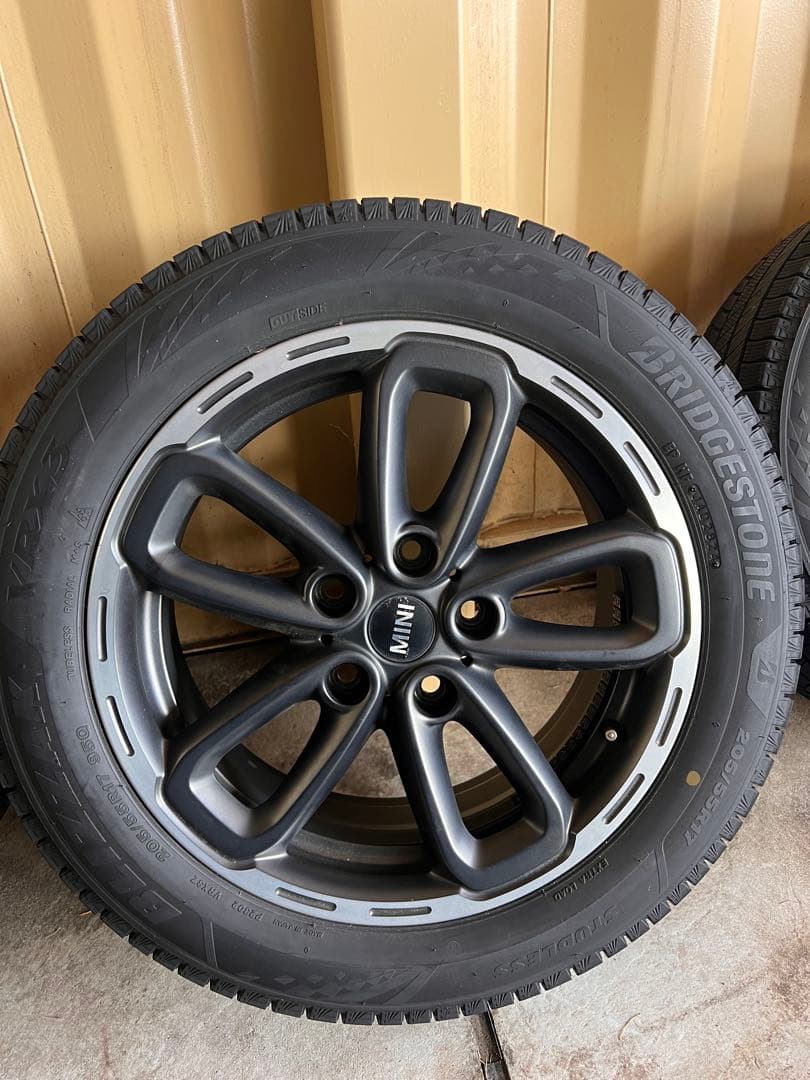 ミニクロスオーバーR60スタッドレスホイールセット ブリヂストン