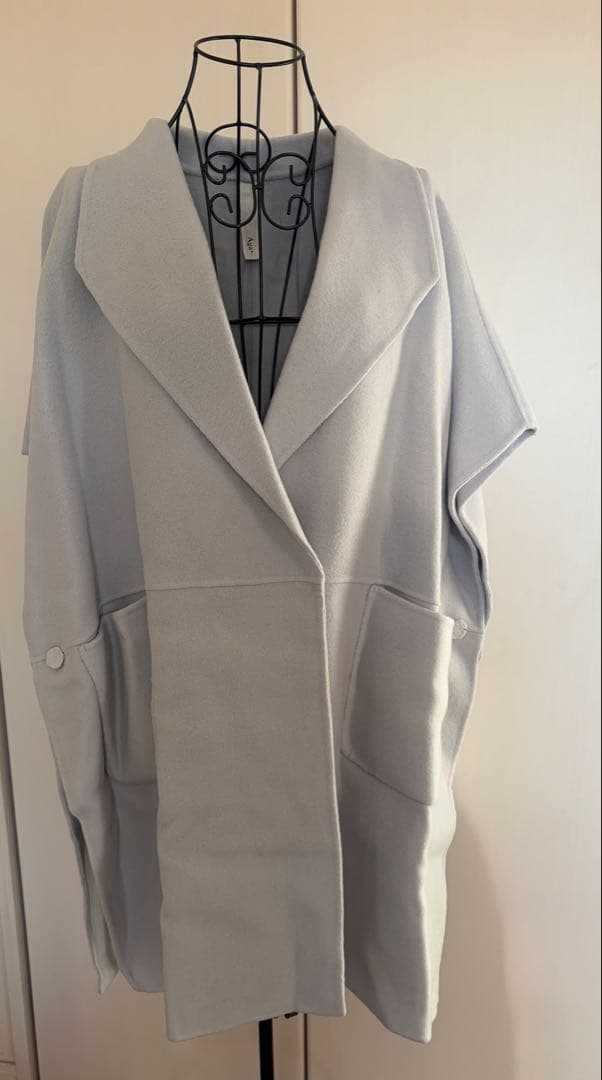 【新品】 Aga➕　ライトブルー　ポンチョ ケープコート　ヤマダヤ